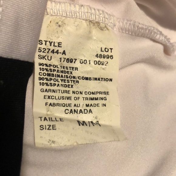 Le Chateau white with black trim top - Picture 3 of 4